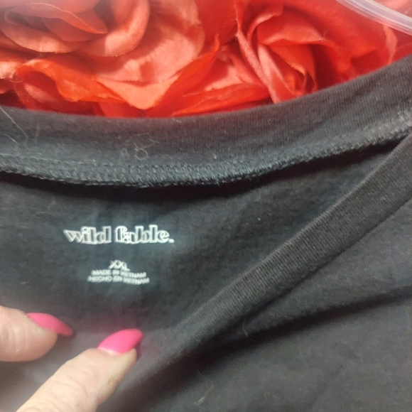 Wild Fable Women's Black Crew Sweatshirt Size Large - Picture 2 of 3